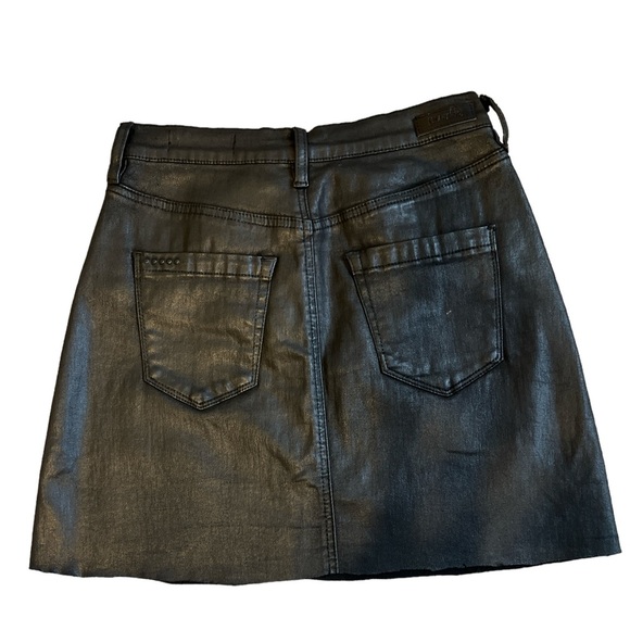 Black [BLANKNYC] size 26 faux leather skirt medium rise w/ button & fly EUC - Picture 7 of 8